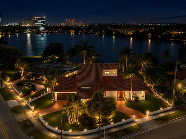1110 SW 97th Avenue, Miami, FL 33174