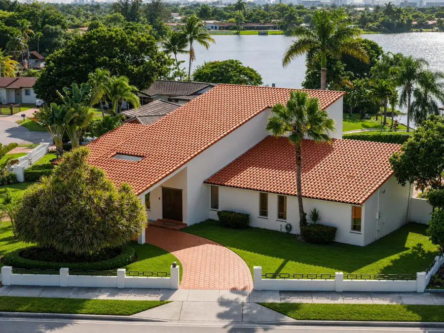1110 SW 97th Avenue, Miami, FL 33174 - #2