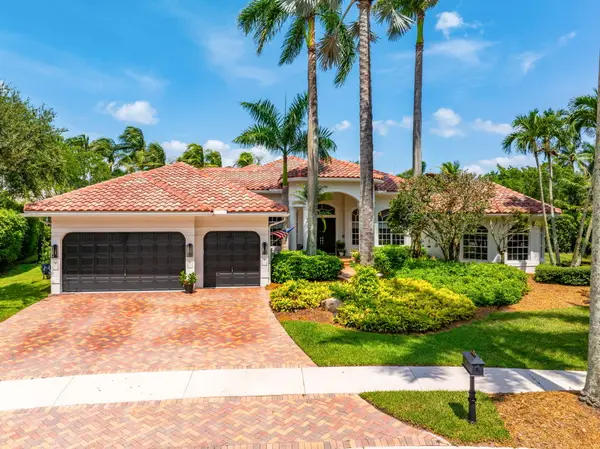 2480 Poinciana Lane, Weston, FL 33327