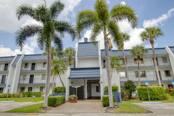 4471 Luxemburg Court #206, Lake Worth, FL 33467