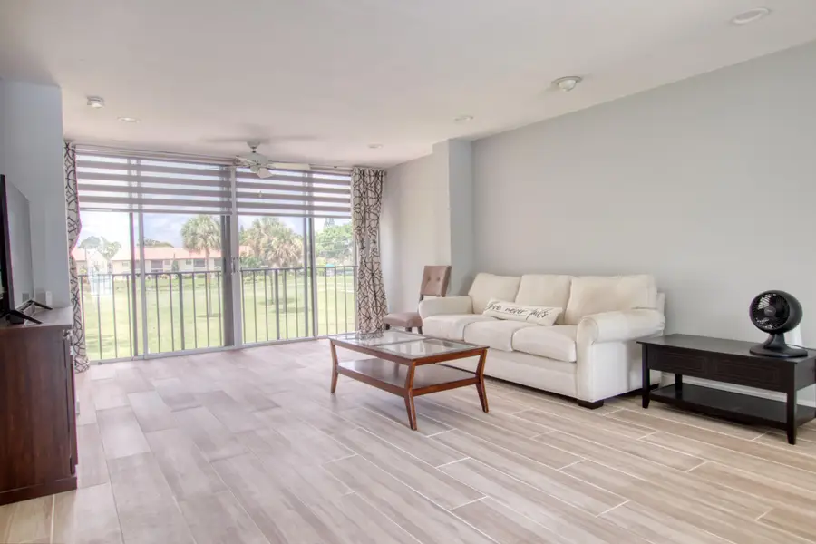 4471 Luxemburg Court #206, Lake Worth, FL 33467 - #3