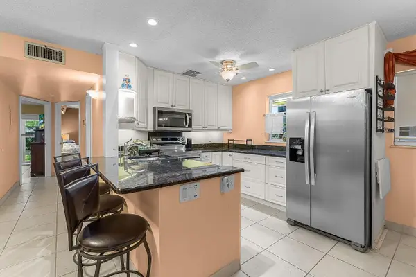 3 Vista Gardens Trail #106, Vero Beach, FL 32962