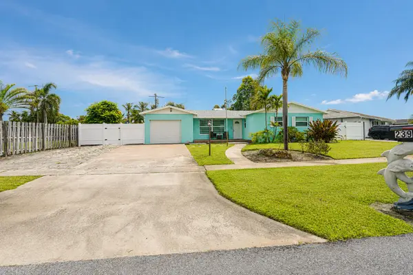 2395 Edgewater Drive, West Palm Beach, FL 33406