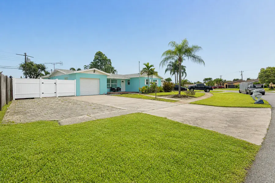 2395 Edgewater Drive, West Palm Beach, FL 33406 - #2