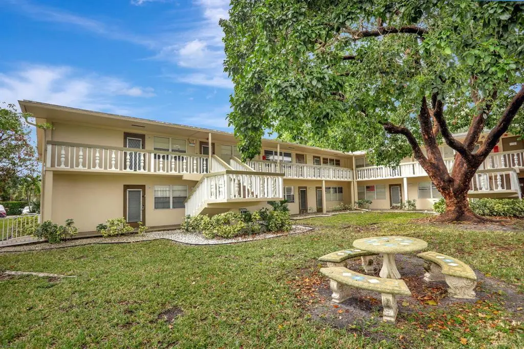 237 Farnham J, Deerfield Beach, FL 33442 - #1