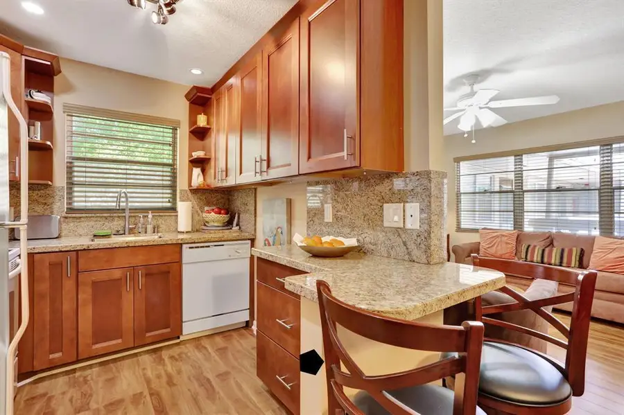237 Farnham J, Deerfield Beach, FL 33442 - #3