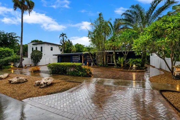 908 NE 16th Place, Fort Lauderdale, FL 33305