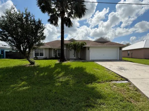 3449 SW Englewood Street, Port St Lucie, FL 34953
