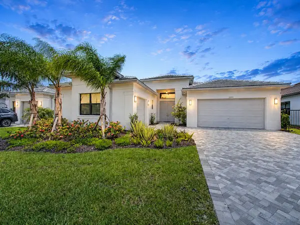 12241 SW Saltwater Drive, Port St Lucie, FL 34987