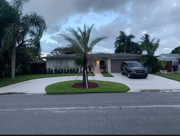 1072 SW 25th Avenue, Boynton Beach, FL 33426