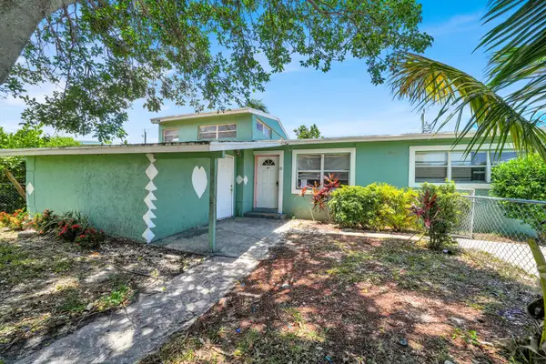 111 Ocean Parkway, Boynton Beach, FL 33435