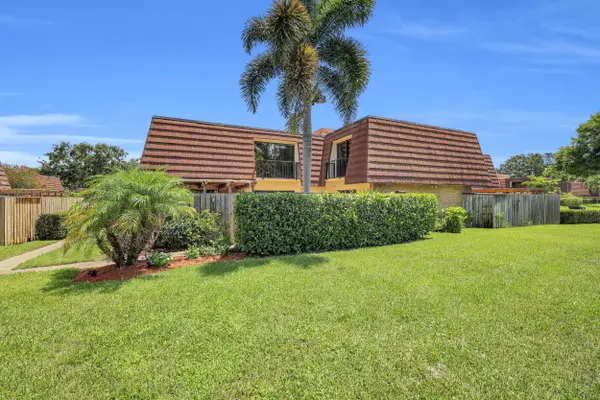 1119 11th Lane, Palm Beach Gardens, FL 33418