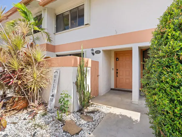 4206 SW 70th Terrace #4206, Davie, FL 33314
