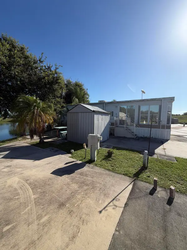 7950 Hwy 78 #184, Okeechobee, FL 34974
