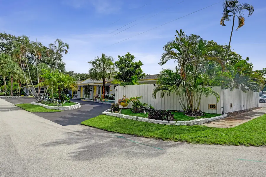 2500 NW 3rd Avenue #1-4, Wilton Manors, FL 33311 - #2