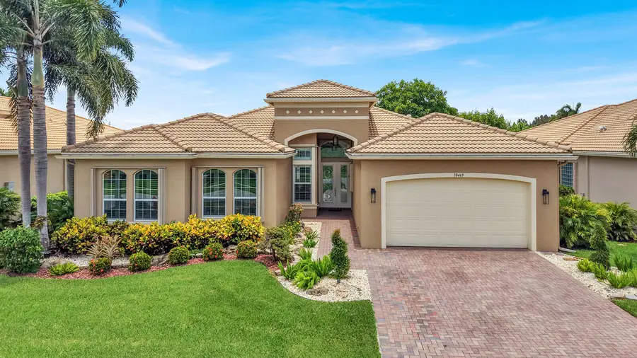 10469 Whitewind Circle, Boynton Beach, FL 33473 - #2