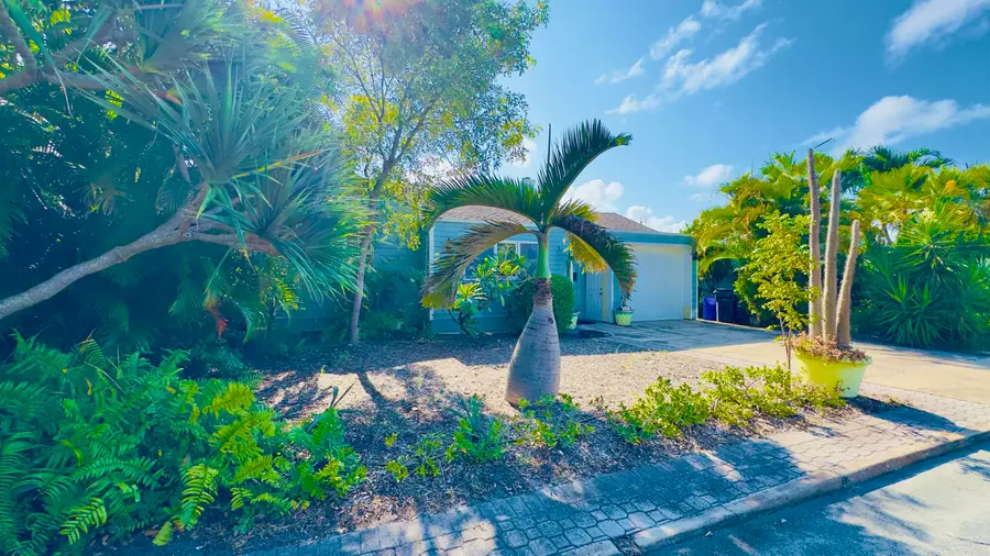 715 N Palmway, Lake Worth Beach, FL 33460 - #3