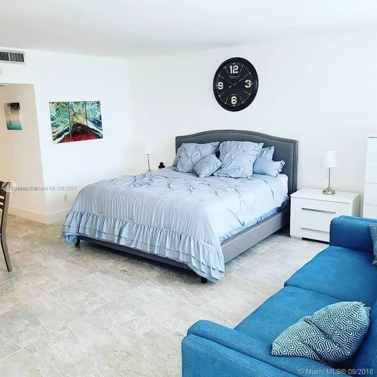 100 Lincoln Road #707, Miami Beach, FL 33139 - #1