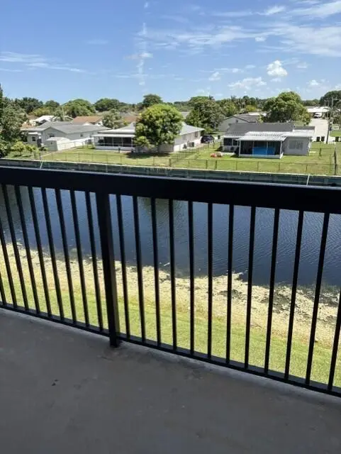 7610 Westwood Drive #127, Tamarac, FL 33321