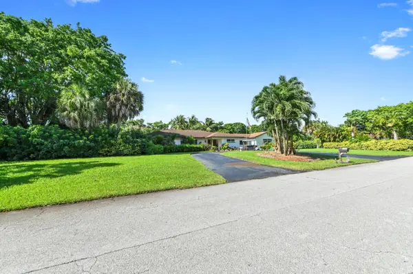 4580 Glenwood Drive, Coconut Creek, FL 33066