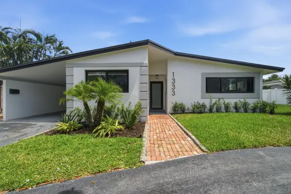 1333 SE 8th Street, Deerfield Beach, FL 33441