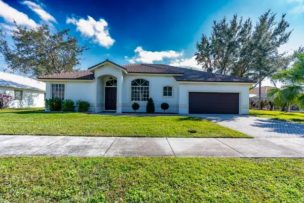 1255 SW Maplewood Drive, Port St Lucie, FL 34986