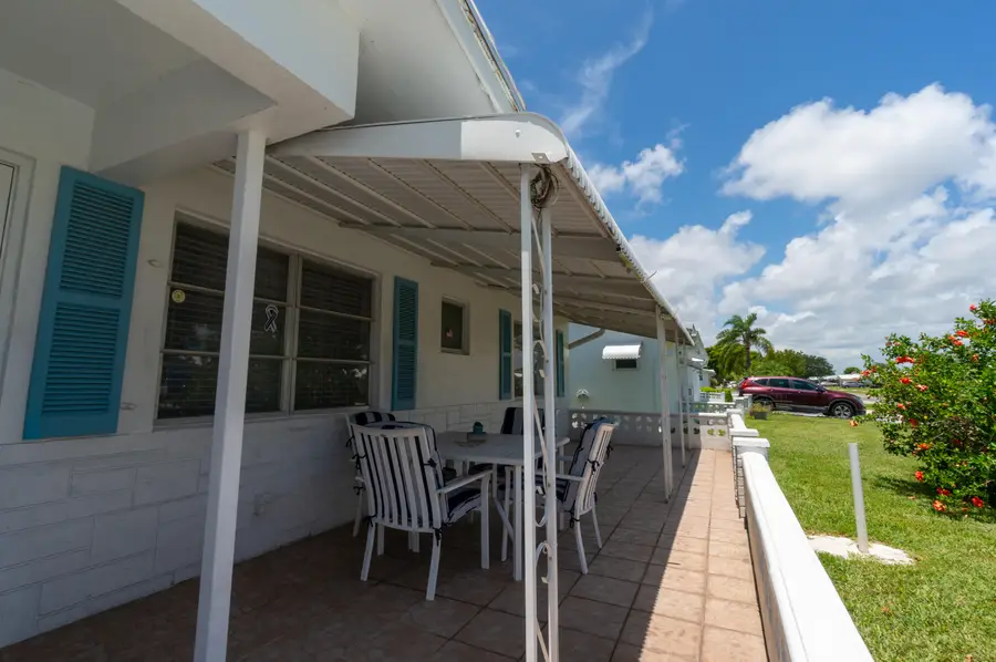 715 SW 18th Street, Boynton Beach, FL 33426 - #2