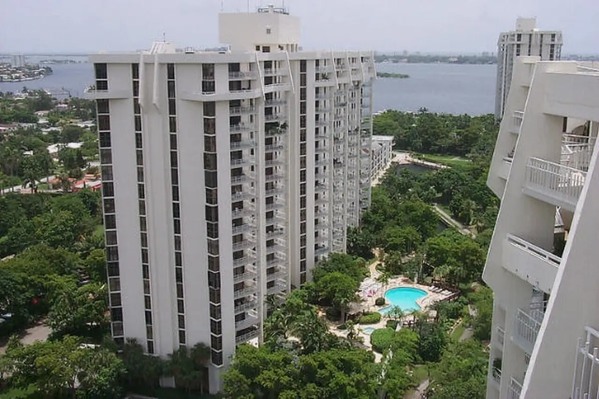 1000 Quayside Terrace #408, Miami, FL 33138 - #1