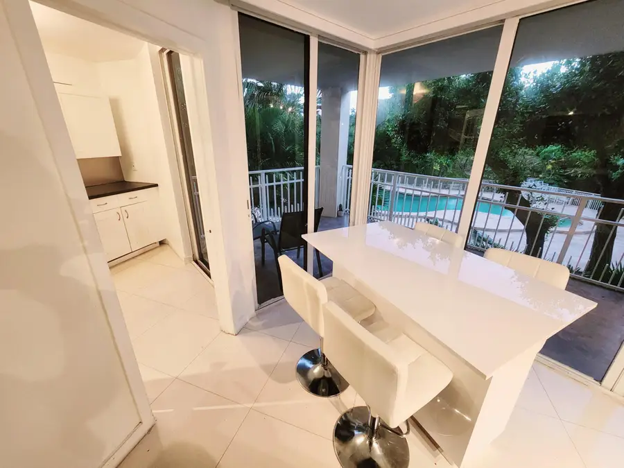 1000 Quayside Terrace #408, Miami, FL 33138 - #3