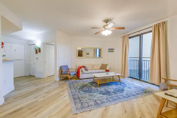 780 S Sapodilla Avenue #206, West Palm Beach, FL 33401