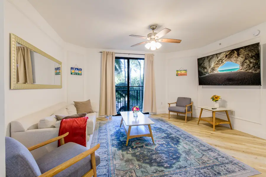 780 S Sapodilla Avenue #206, West Palm Beach, FL 33401 - #2