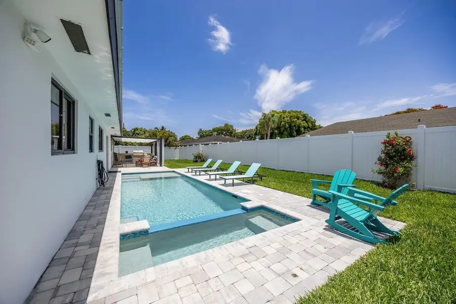 526 Linnet Circle, Delray Beach, FL 33444 - #2