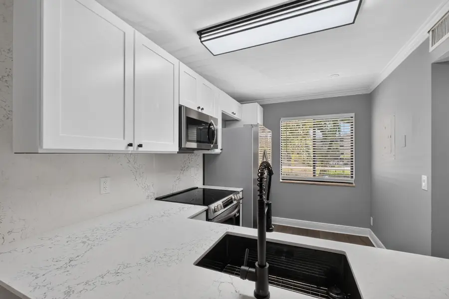 6935 Huntington Lane #207, Delray Beach, FL 33446 - #3