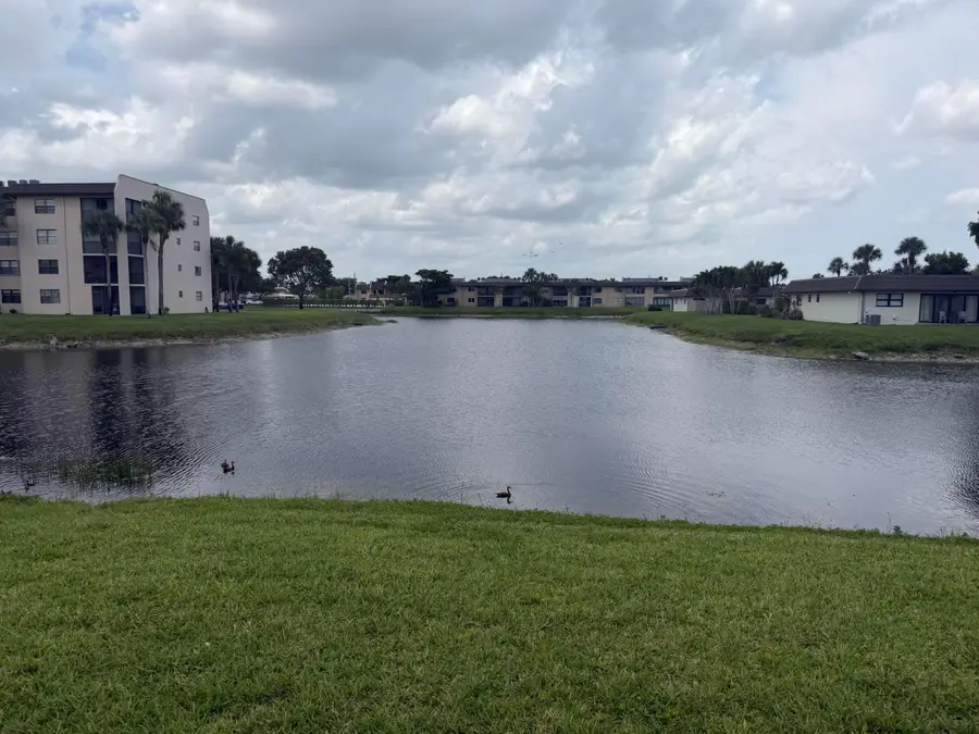 127 Lake Rebecca Drive, West Palm Beach, FL 33411 - #2