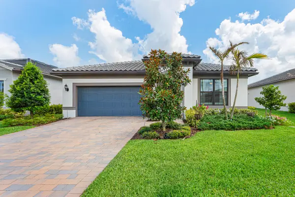 770 SE Courances Drive, Port St Lucie, FL 34984