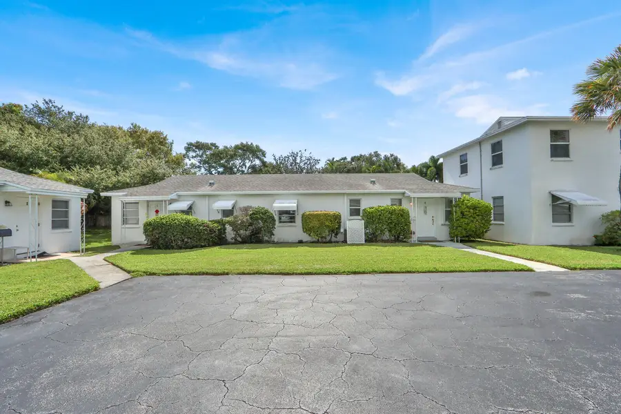 10084 Meridian Way N #4, Palm Beach Gardens, FL 33410 - #2