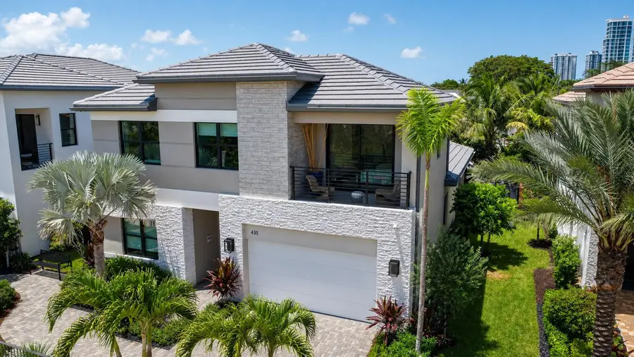 415 42nd Street, West Palm Beach, FL 33407 - #3