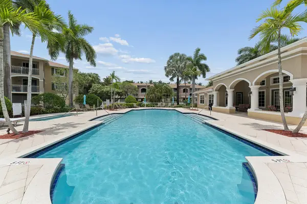 6573 Emerald Dunes Drive #201, West Palm Beach, FL 33411