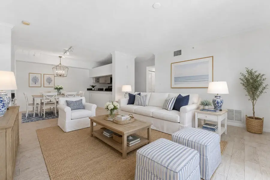 6573 Emerald Dunes Drive #201, West Palm Beach, FL 33411 - #3