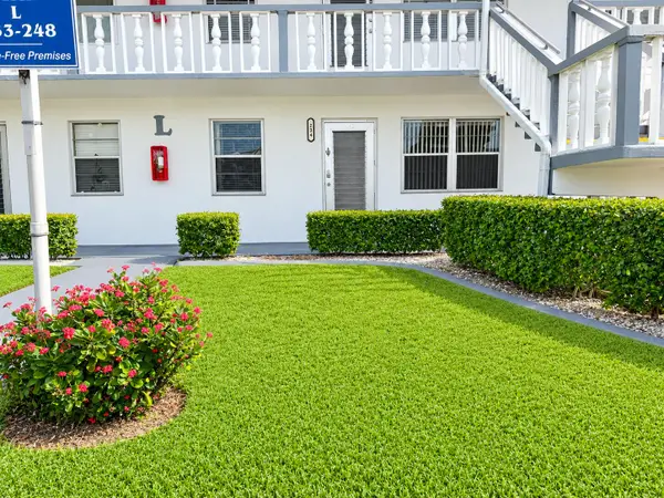 234 Chatham L, West Palm Beach, FL 33417