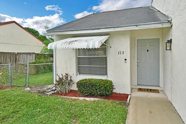 113 Pinewood Court, Jupiter, FL 33458