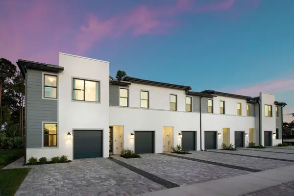 6698 Kavagi Drive #Latitude 34-06, Lantana, FL 33462