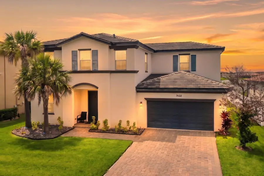 7432 NW Greenspring Street, Port Saint Lucie, FL 34987 - #2