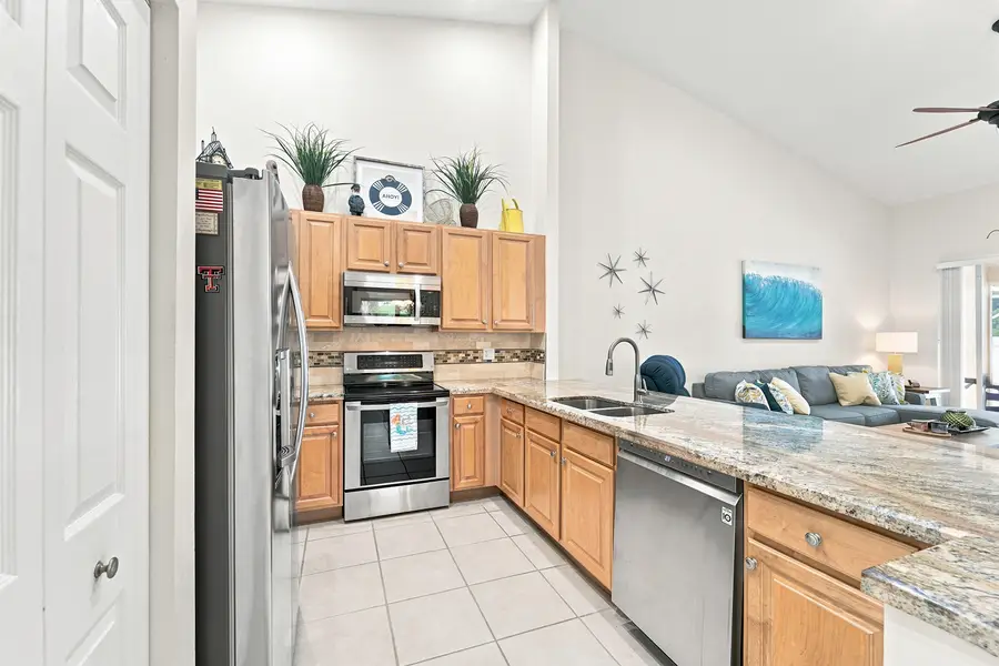 368 W Coral Trace Circle, Delray Beach, FL 33445 - #2