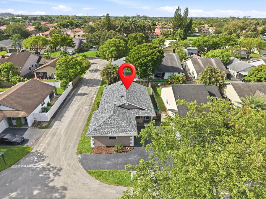 8300 SW 41st Street, Davie, FL 33328 - #2