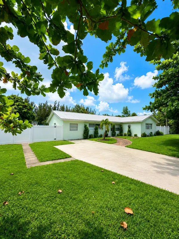 6739 Patricia Drive, West Palm Beach, FL 33413