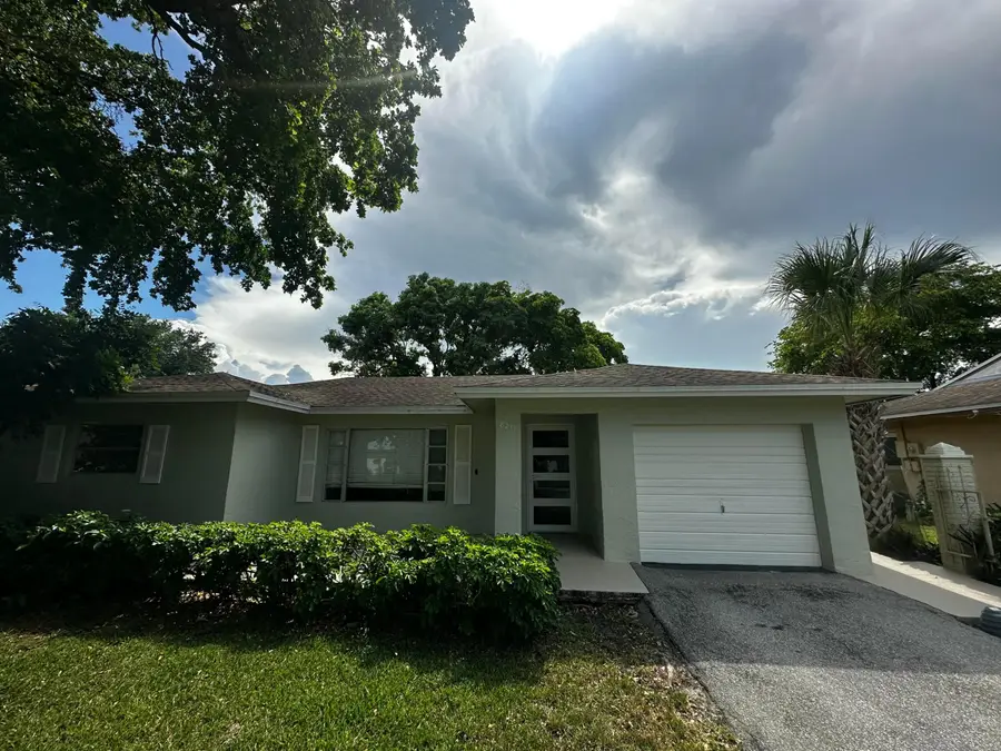 8211 NW 91st Avenue, Tamarac, FL 33321 - #2