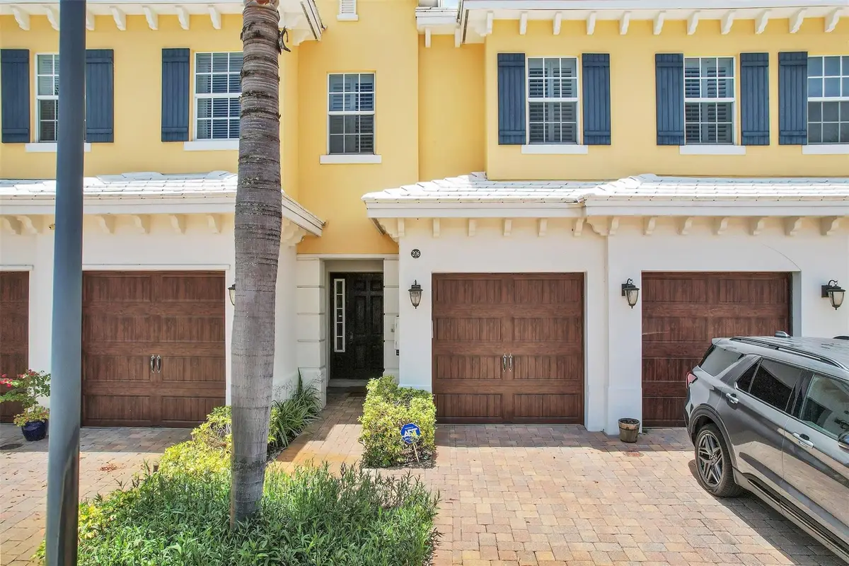 206 Mariner Court, North Palm Beach, FL 33408 - #1