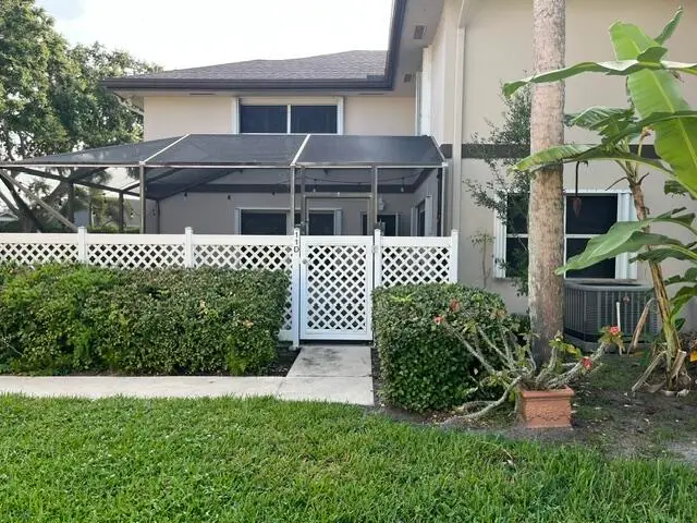 11 Amherst Court #D, Royal Palm Beach, FL 33411 - #1