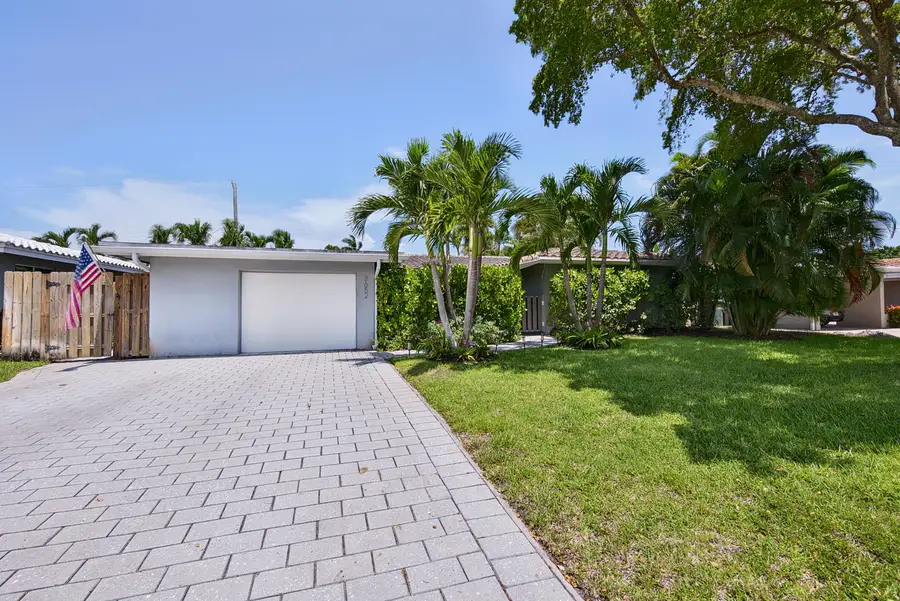 3652 NE 18th Avenue, Oakland Park, FL 33334 - #3